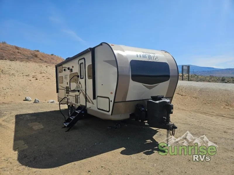 2018 Forest River Rockwood Mini Lite 2509S - Photo 2