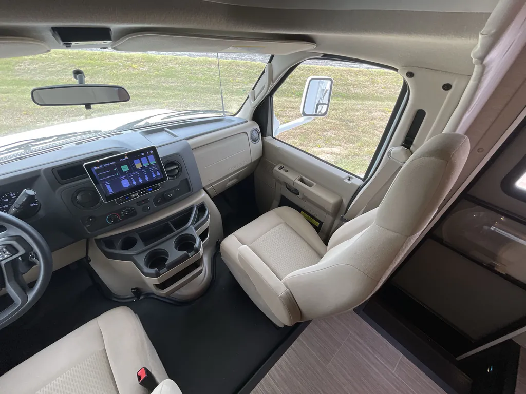 2025 Thor Motor Coach Freedom Elite 27HE, Photos photo 22