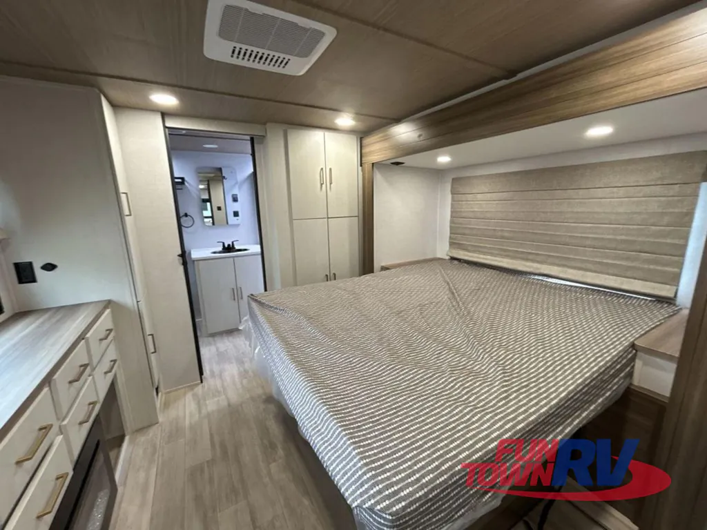 2026 Forest River Vibe Extreme Lite 2500FIK, Photos photo 19