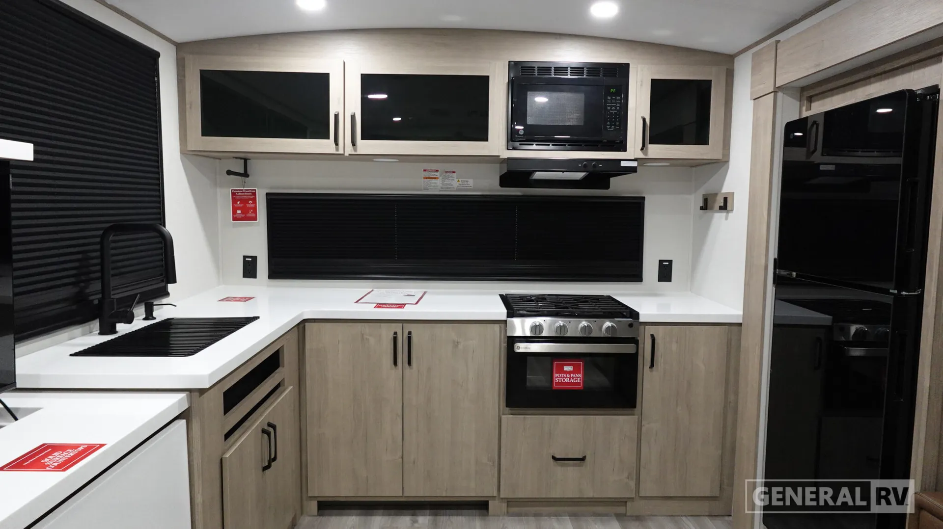2026 Grand Design Imagine 2700BS - Photo 3