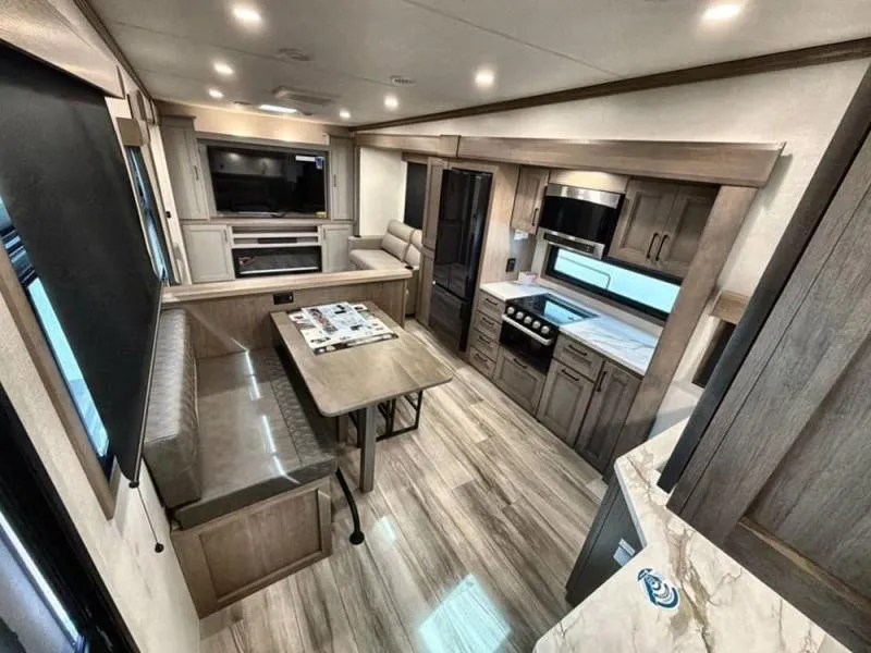 2026 KZ Durango Half-Ton 290RLT - Photo 4