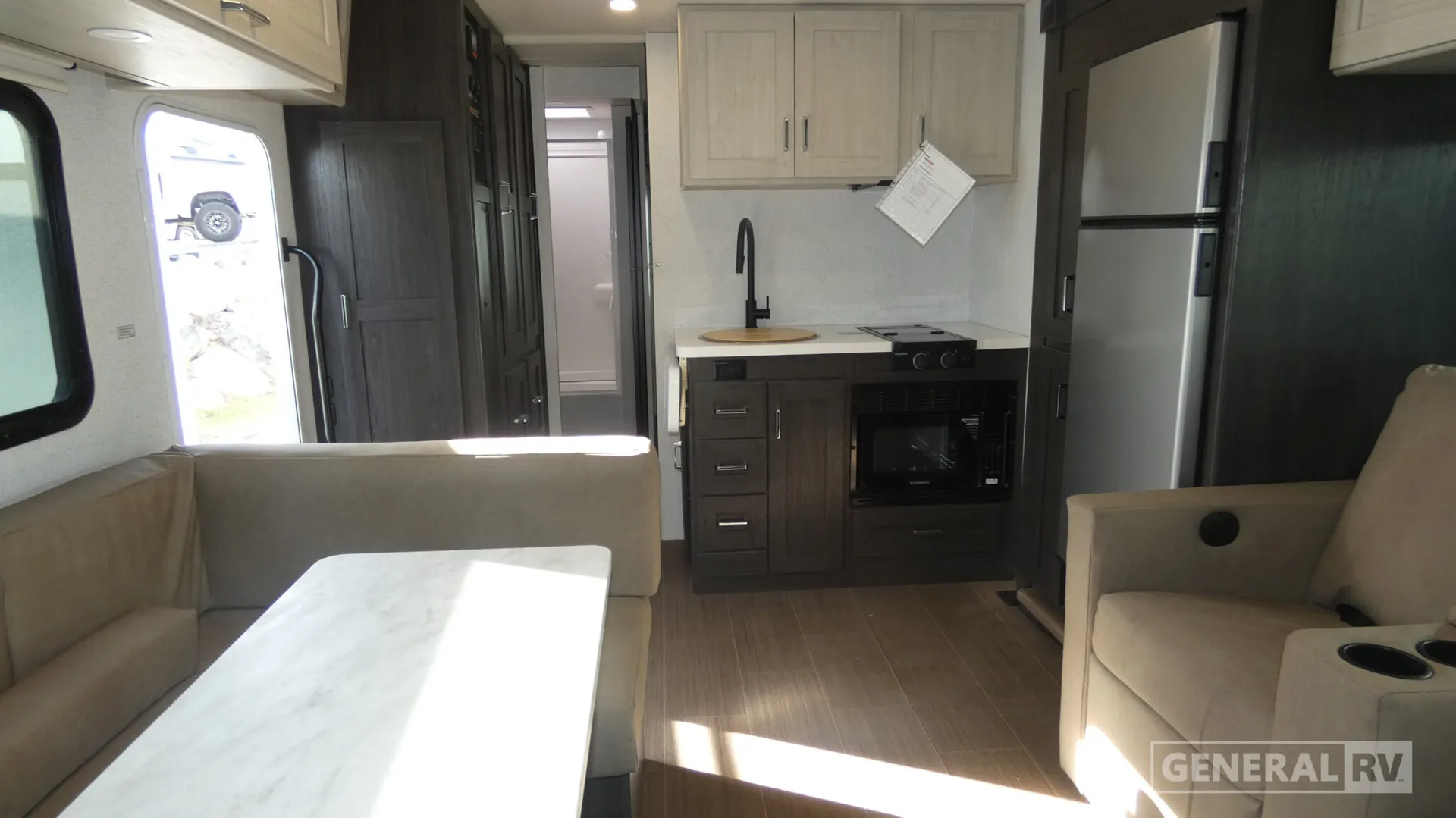 2027 Winnebago Sunflyer 26FE - Photo 3