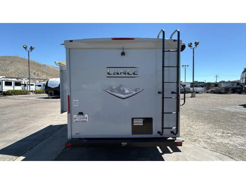 2021 Lance Lance Travel Trailers Used    1995 - Photo 4