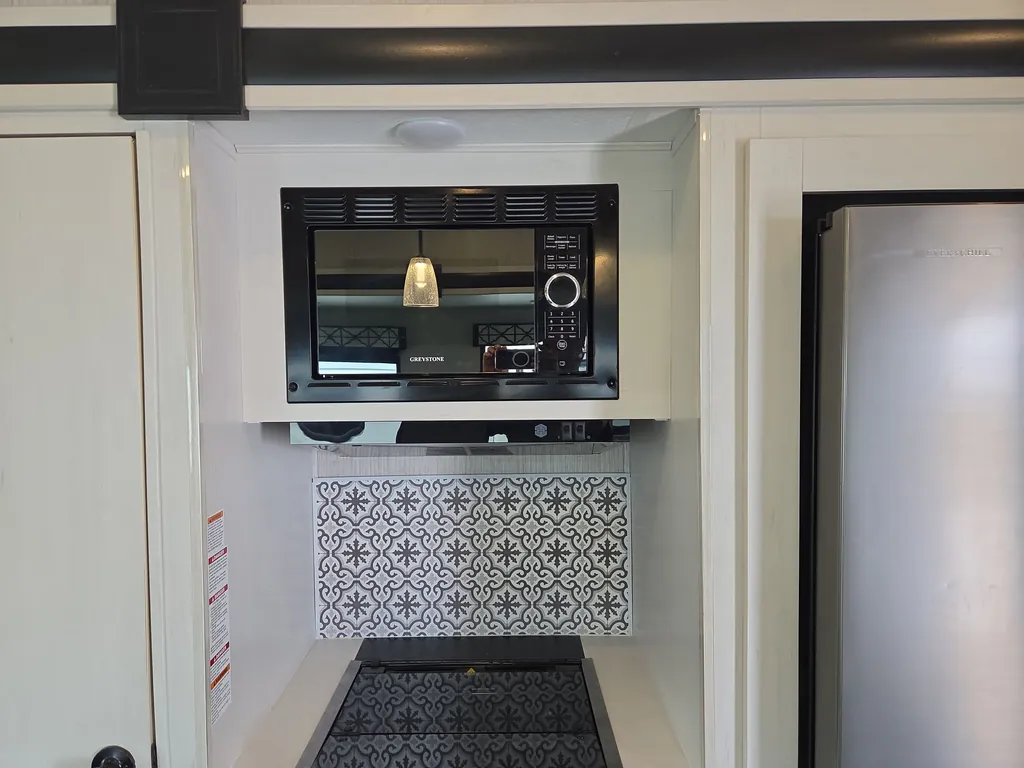 2022 Forest River Wildcat 369MBL, Photos photo 30