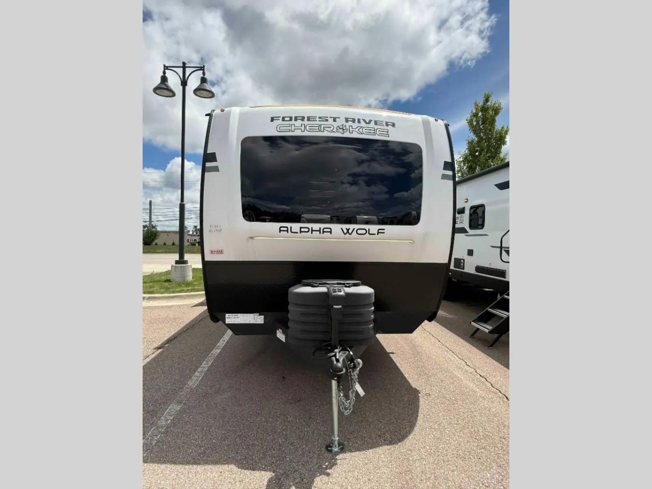 2026 Forest River Cherokee Alpha Wolf 33BH - Photo 3