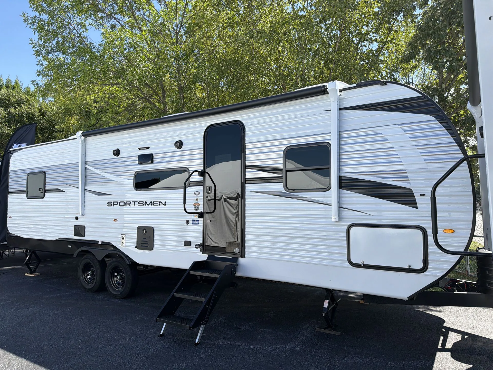 2027 K-Z Sportsmen 301DB - Photo 2