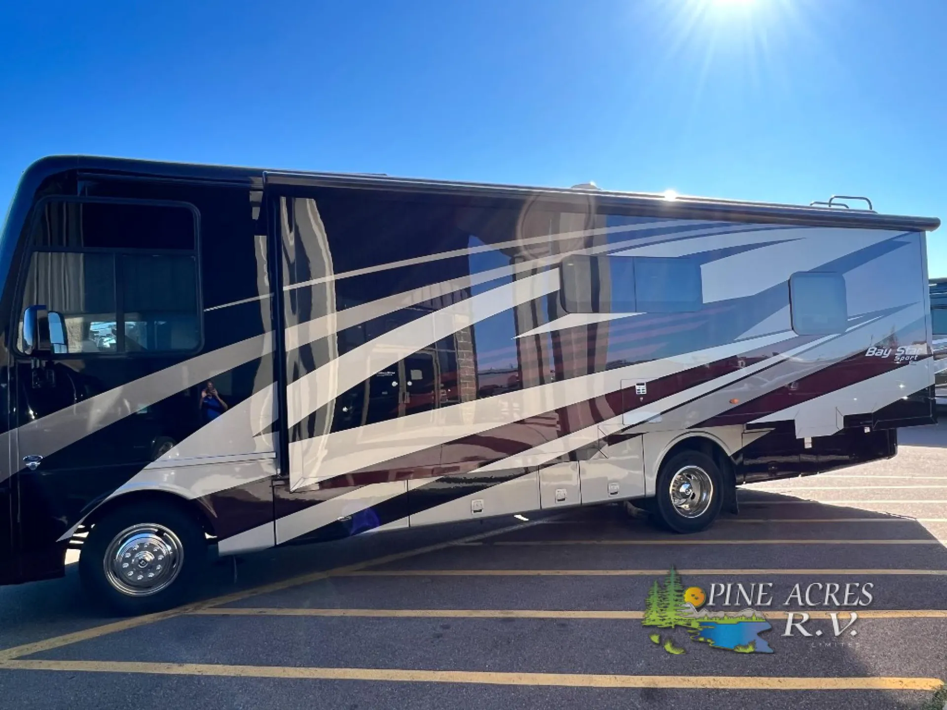 2024 Newmar Bay Star Sport 2912 - Photo 3