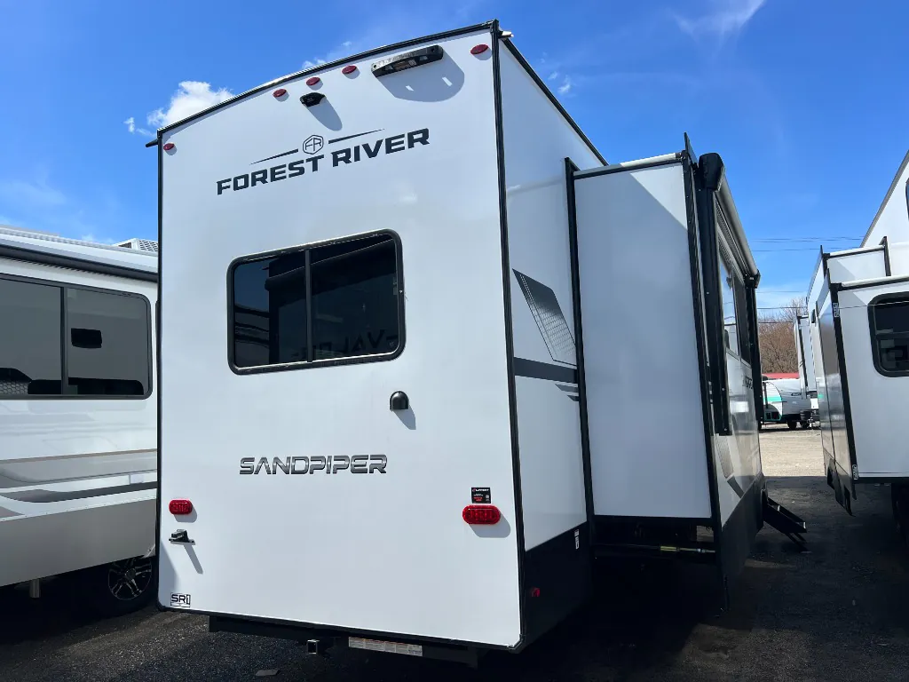 2026 Forest River Sandpiper 3800RK — Photo 6