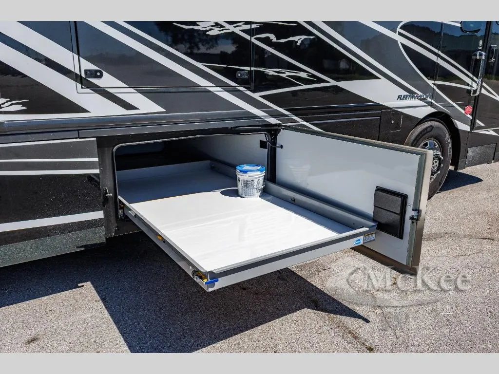 2026 Fleetwood Palisade 45CS - Photo 3
