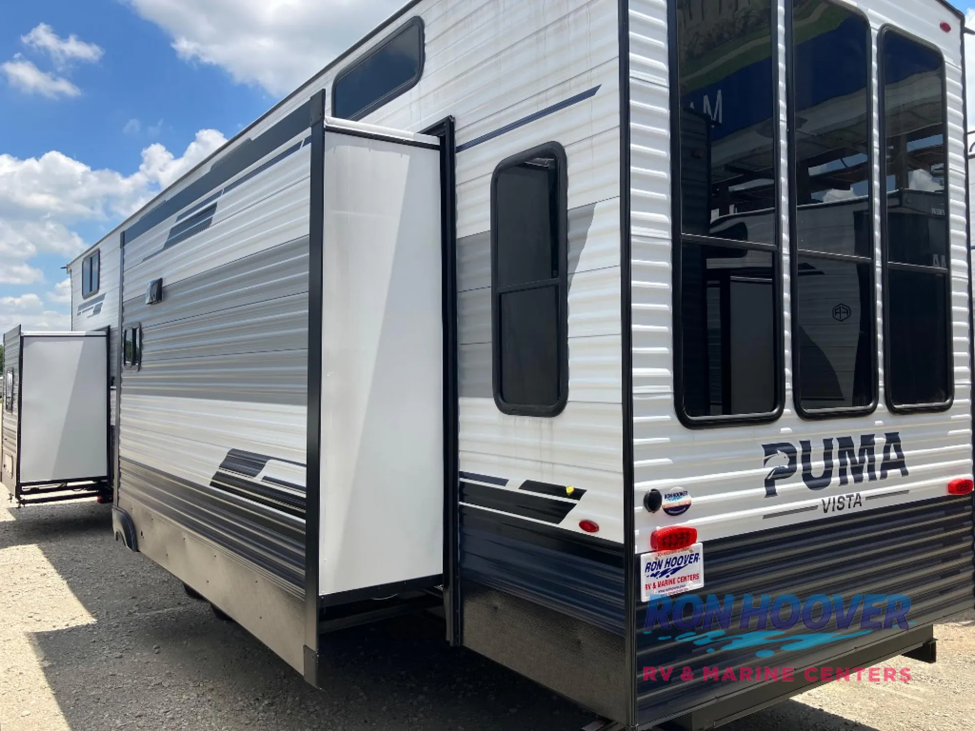 2026 Forest River Puma Vista 401RLFT — Photo 6