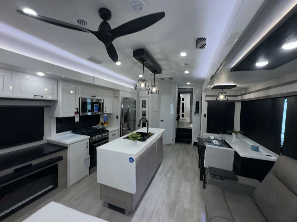 2026 Jayco Pinnacle 36FBTS, Photos photo 7