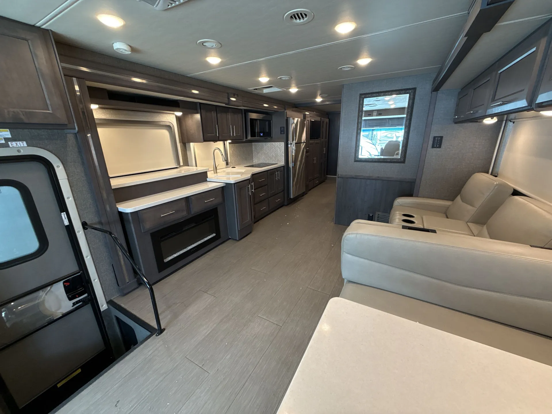 2022 Thor Motor Coach Palazzo 37.5 — living area main