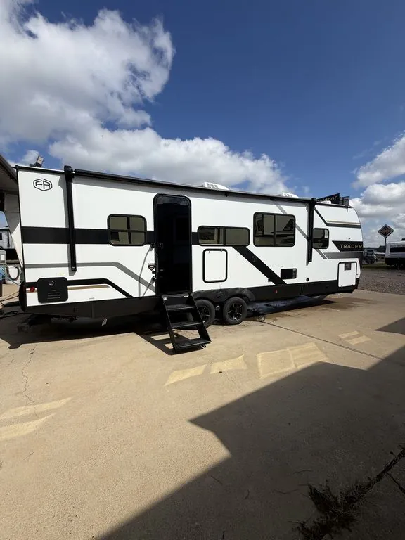 2027 Forest River Tracer 255DS, Photos photo 2