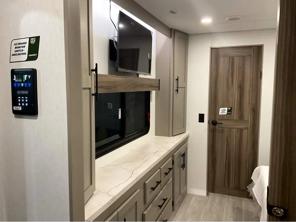 2026 KZ RV Connect C282FKK - Photo 4
