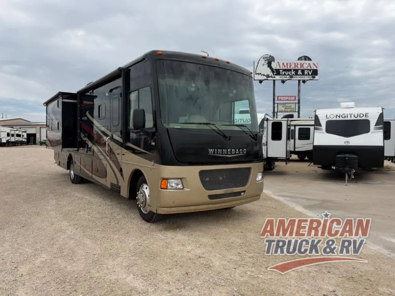 2014 Winnebago Vista 35B - Main photo