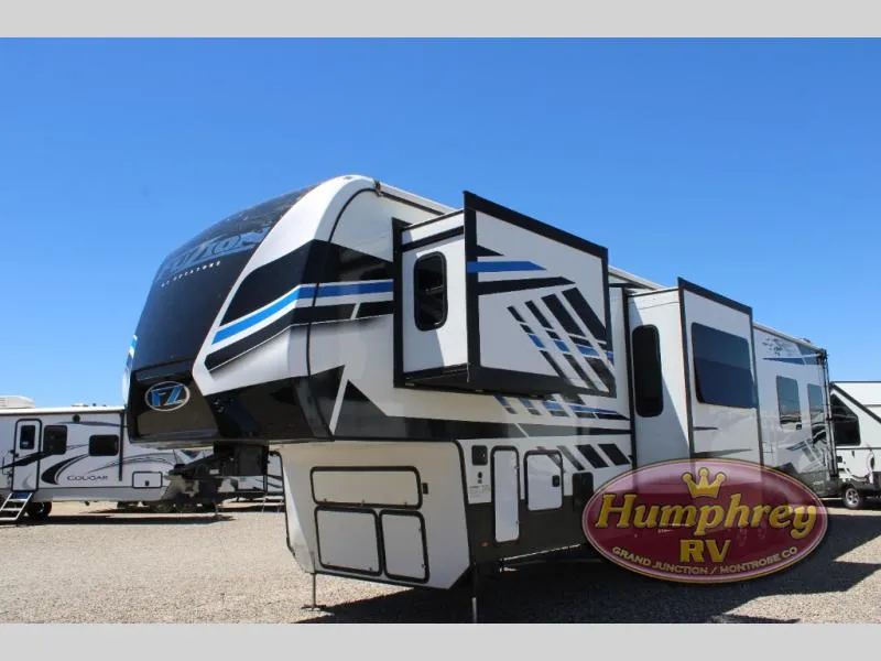 2022 Keystone Fuzion 430 - Photo 3