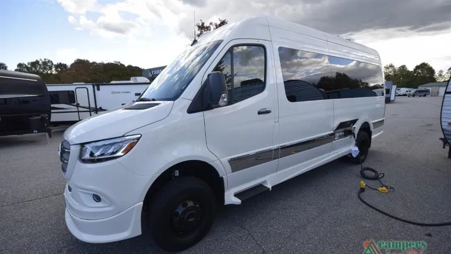 2027 Grech RV Terreno-ion AWD TOUR - Photo 4