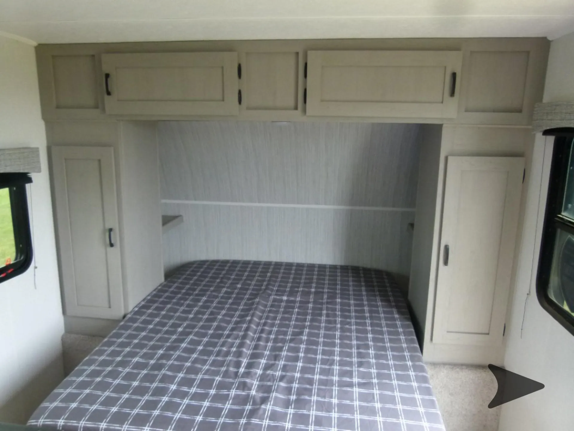 2023 Coachmen Clipper 18FQ - Photo 4