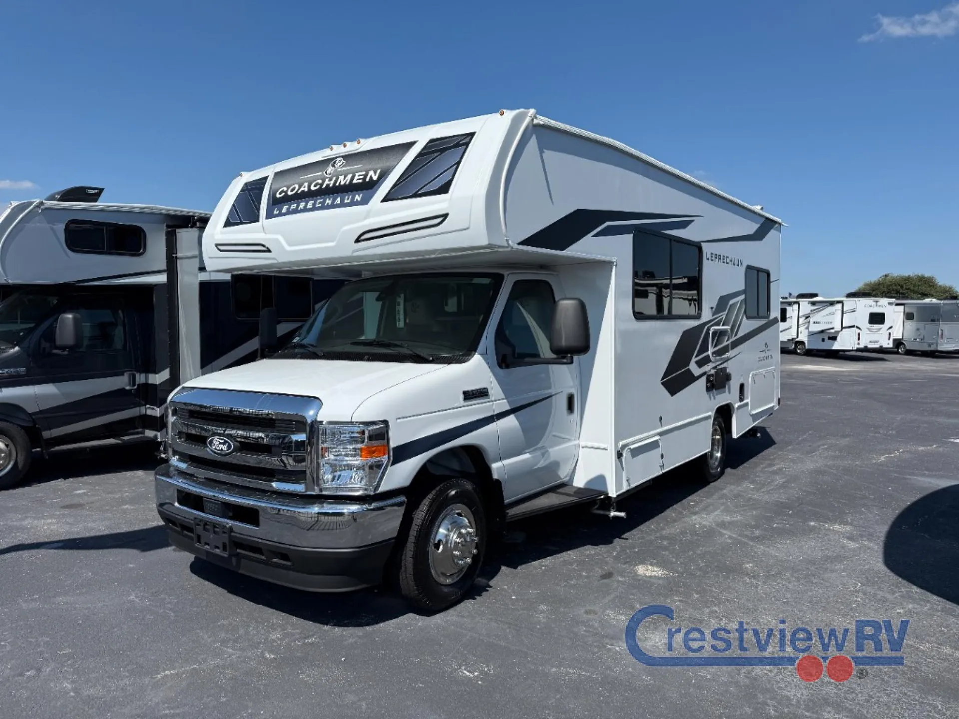 2026 Coachmen Leprechaun 220XG - Ford 450 - Photo 4