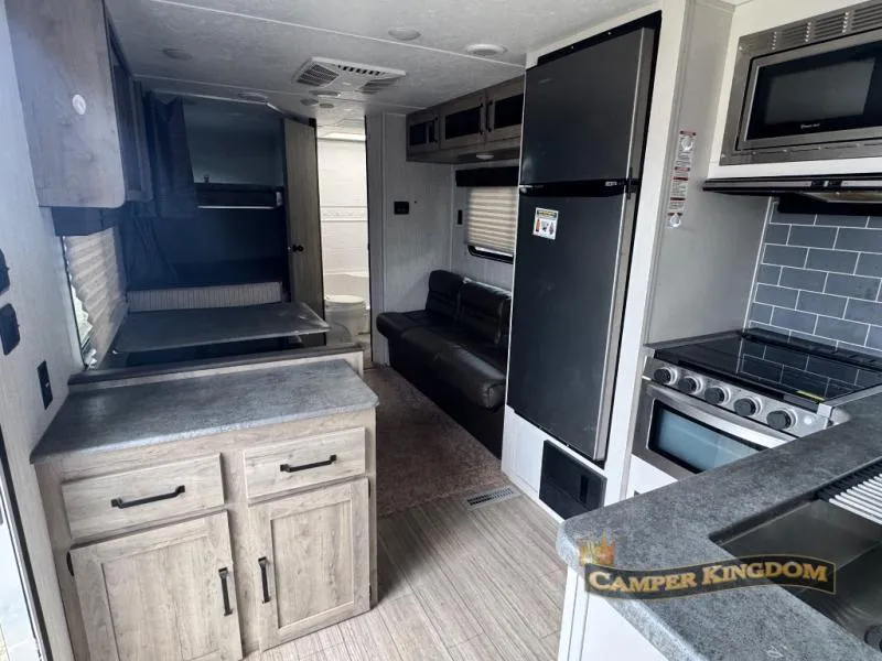 2022 Palomino Puma XLE Lite 23BHC - Photo 3