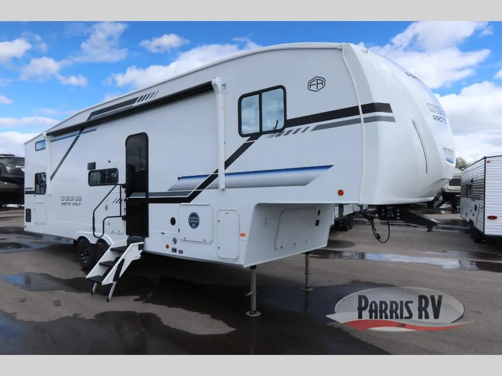 2026 Forest River Cherokee Arctic Wolf 285OPT - Photo 2