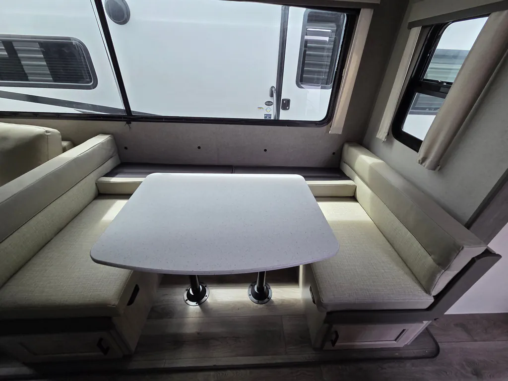 2026 Coachmen Catalina Legacy Edition 273DBHCK, Photos photo 23