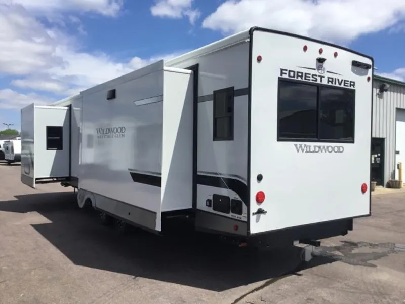 2026 Forest River Wildwood Heritage Glen 308RL - Photo 4