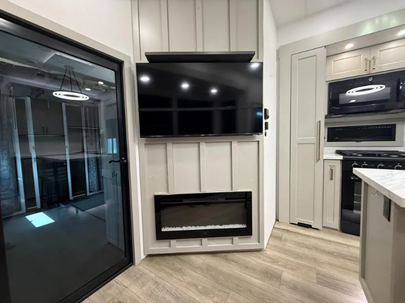 2024 Brinkley Model G 3500, Photos photo 20