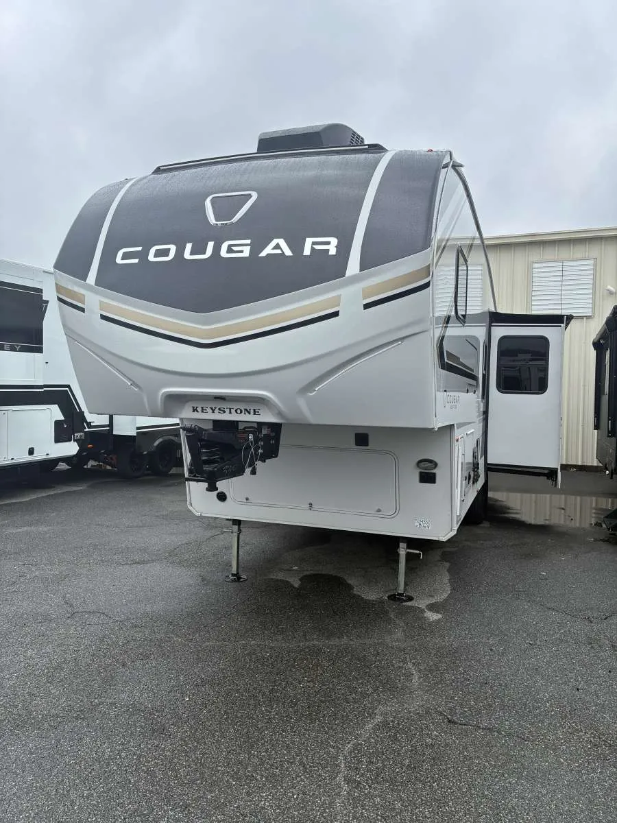 2026 Keystone COUGAR HALF-TON 26RKE - Photo 3