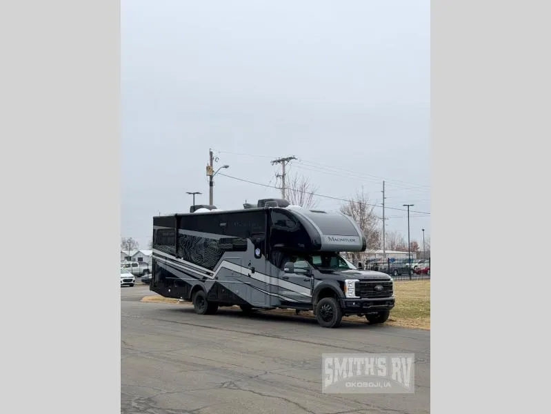 2027 Thor Motor Coach Magnitude Grand X32 - Photo 2
