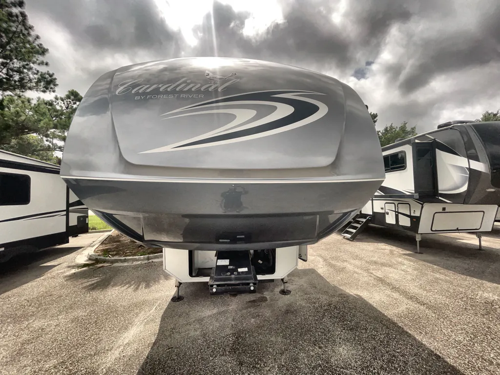 2018 Forest River Cardinal Estate 3456RL, Photos photo 4
