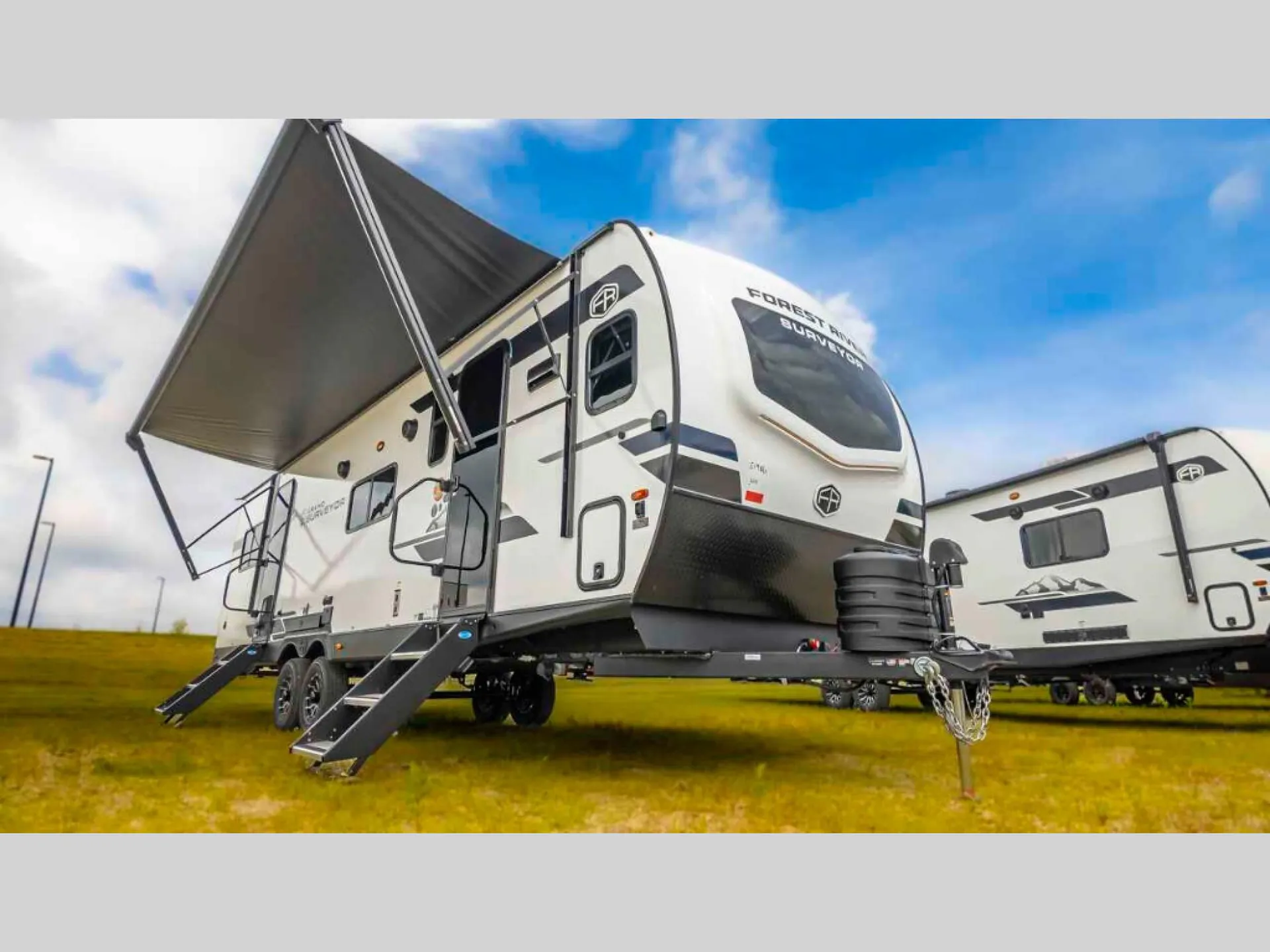 2026 Forest River Grand Surveyor 275FKBS