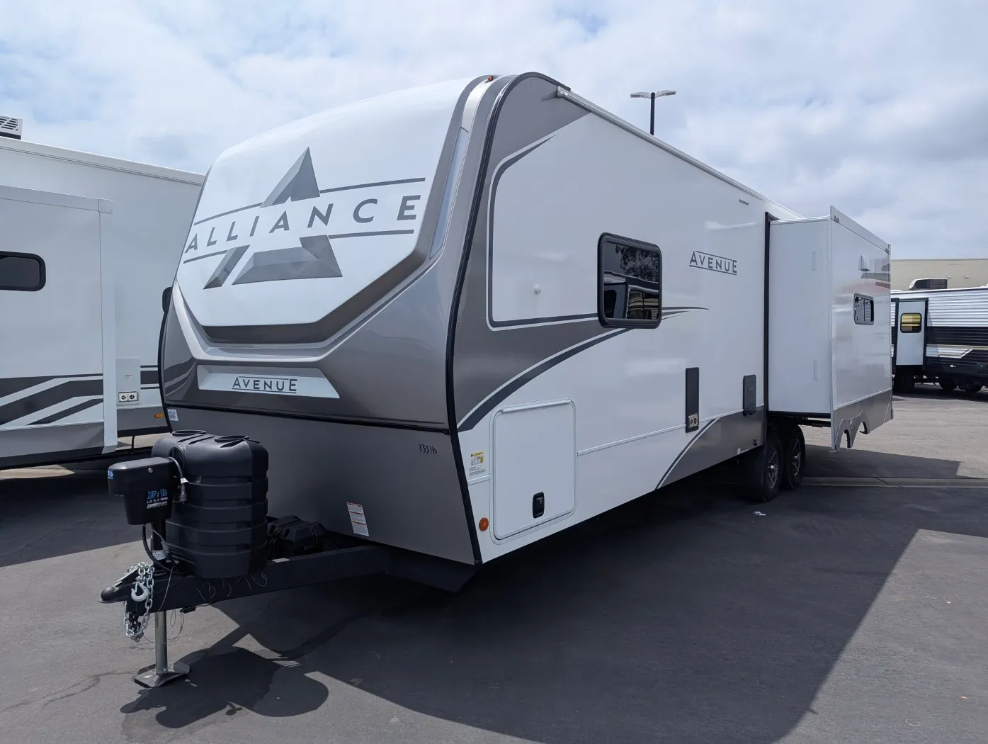 2026 Alliance RV Avenue 298RL - Photo 4