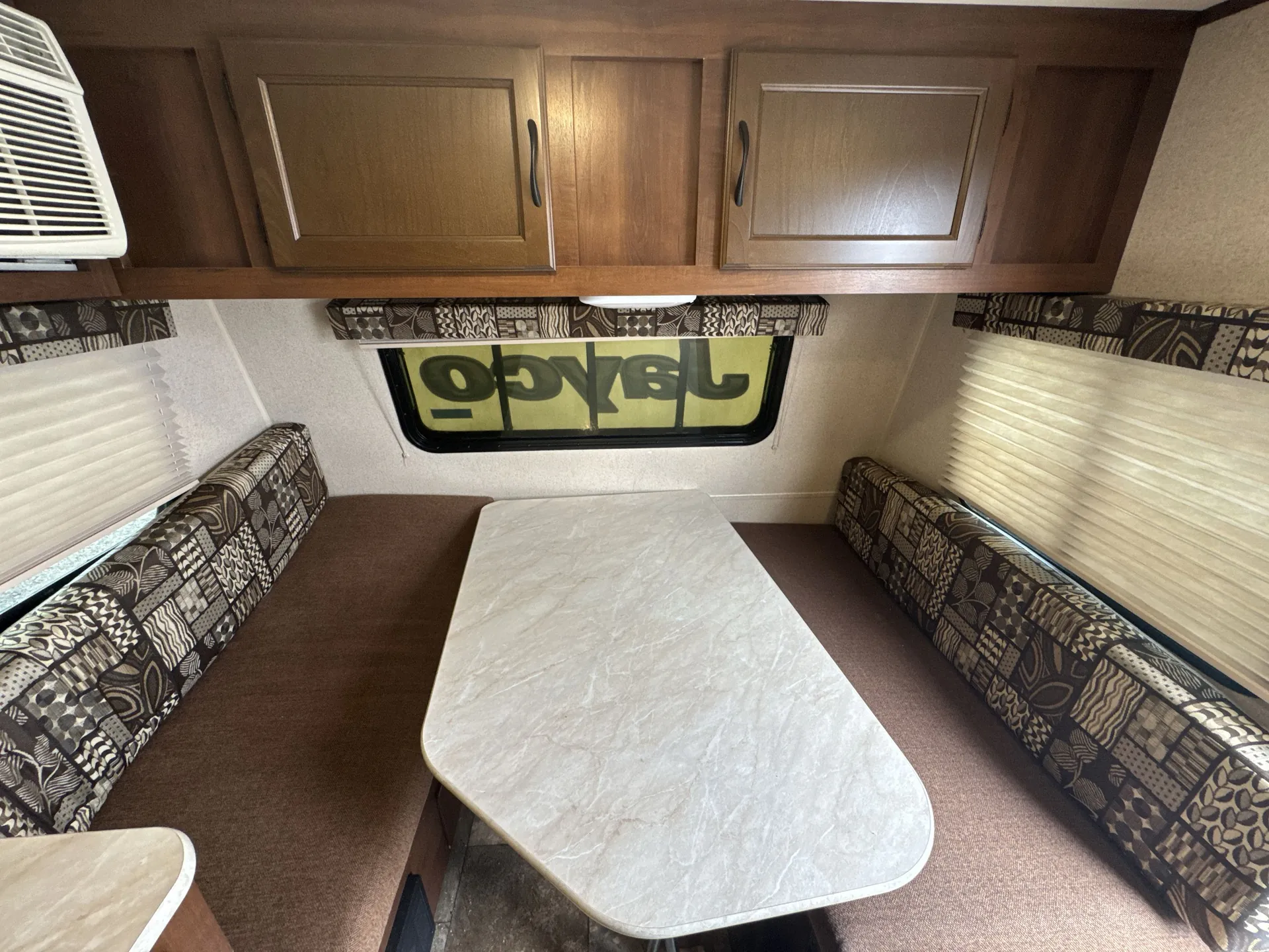 2015 Jayco Jay Flight SLX 154BH — living area main