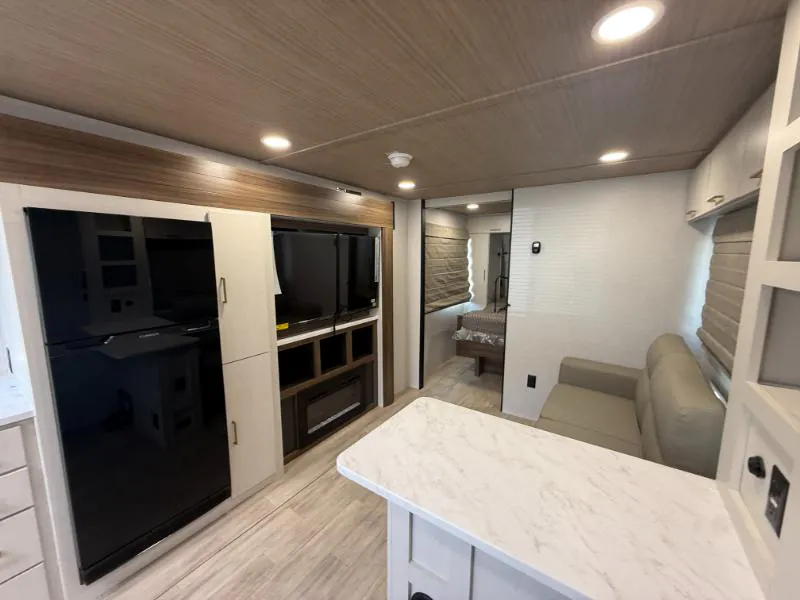 2026 Forest River Vibe Extreme Lite 2500CK, Photos photo 3