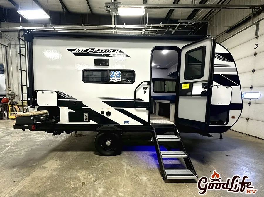 2026 Jayco Jay Feather Air 16RB - Photo 2
