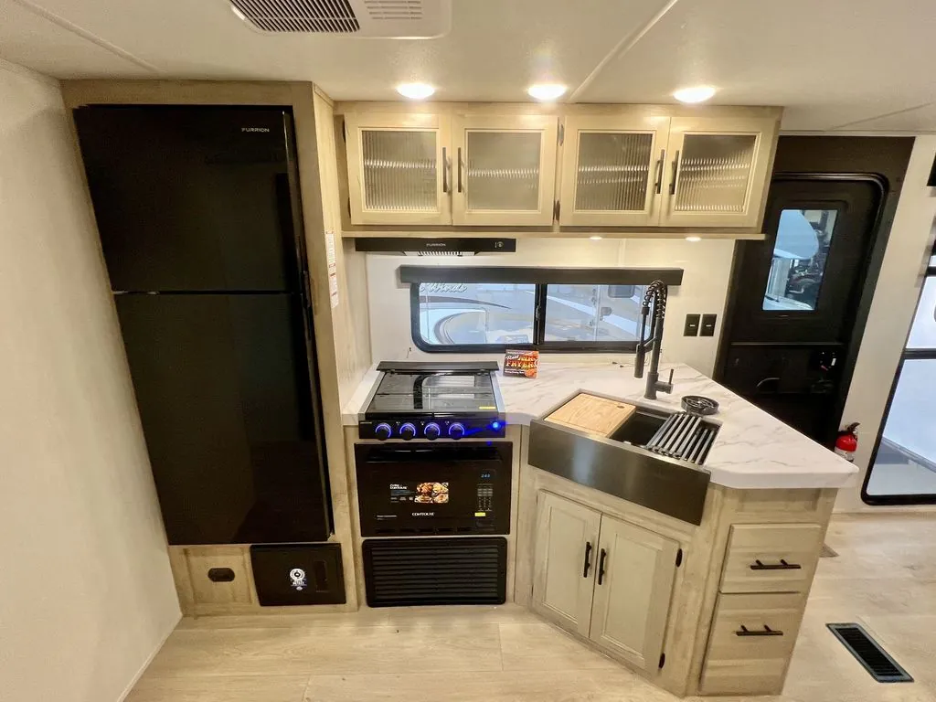2026 Forest River Cherokee 306MM, Photos photo 39