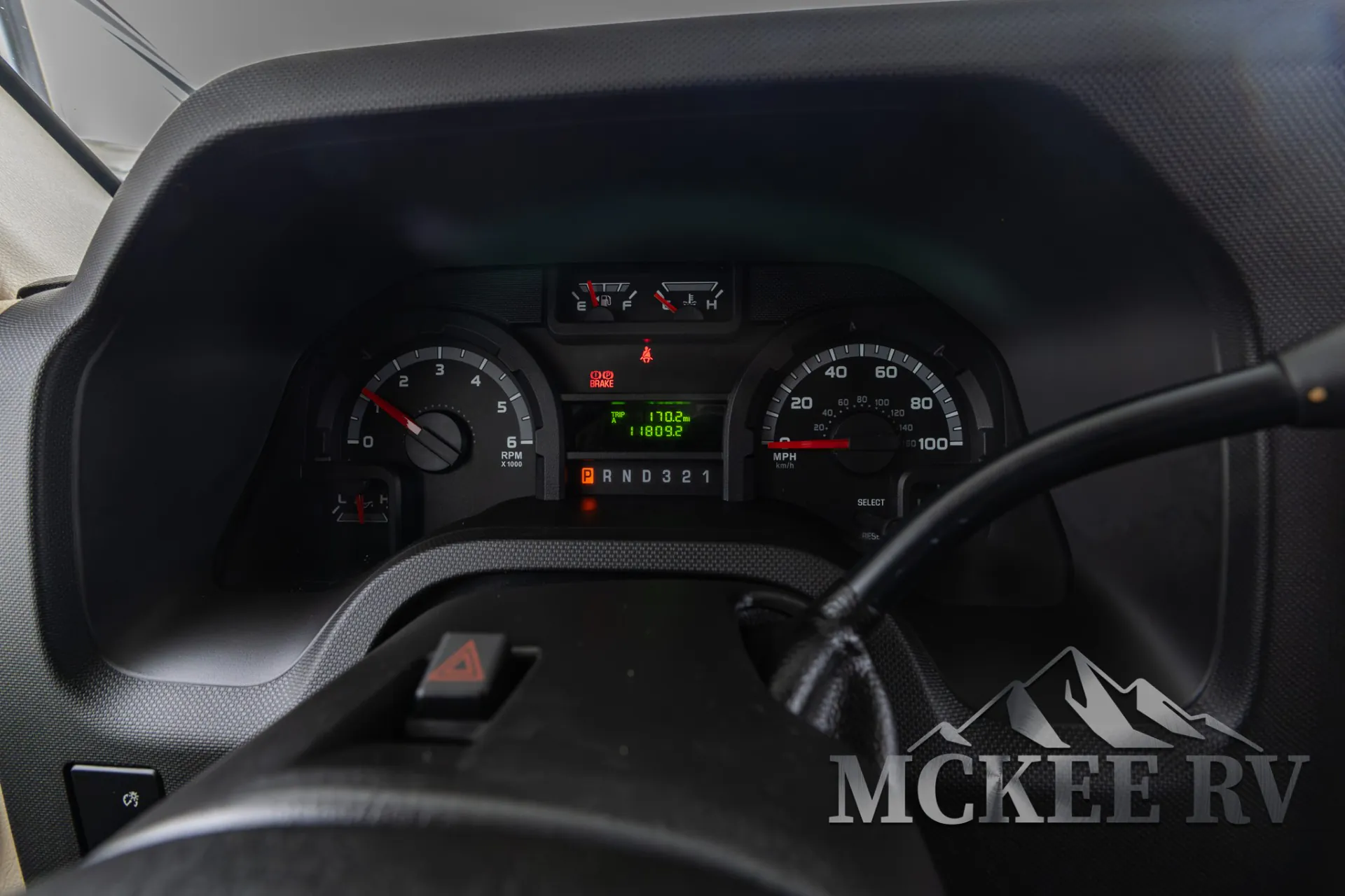 2015 Forest River Sunseeker 3170DS — Photo 6