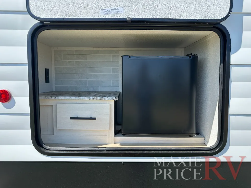 2027 Shasta RVs i-5 Edition 527BHS, Photos photo 8