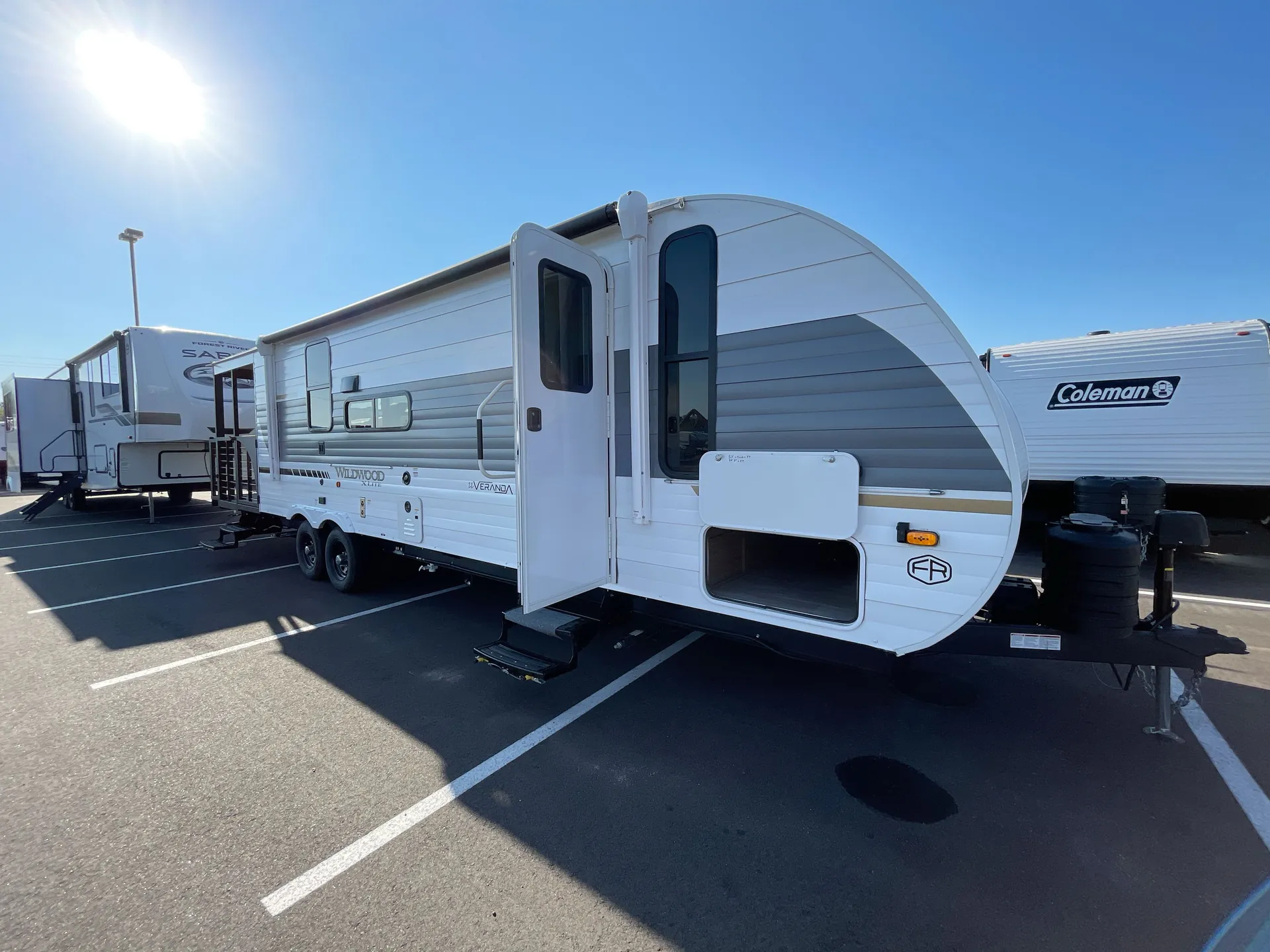 2025 Forest River Wildwood X-Lite 22VERANDA - Photo 2