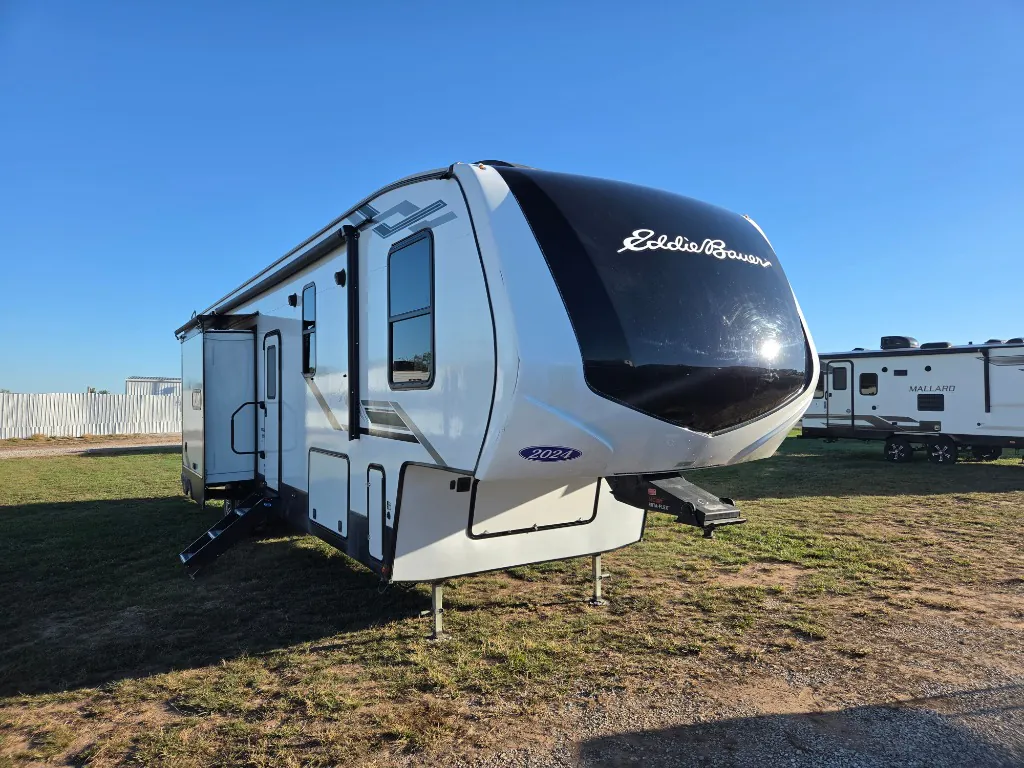 2024 Dutchmen Eddie Bauer 360LF - Photo 2