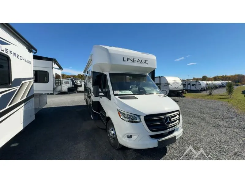 2026 Grand Design Lineage Series M 25TK - Photo 4