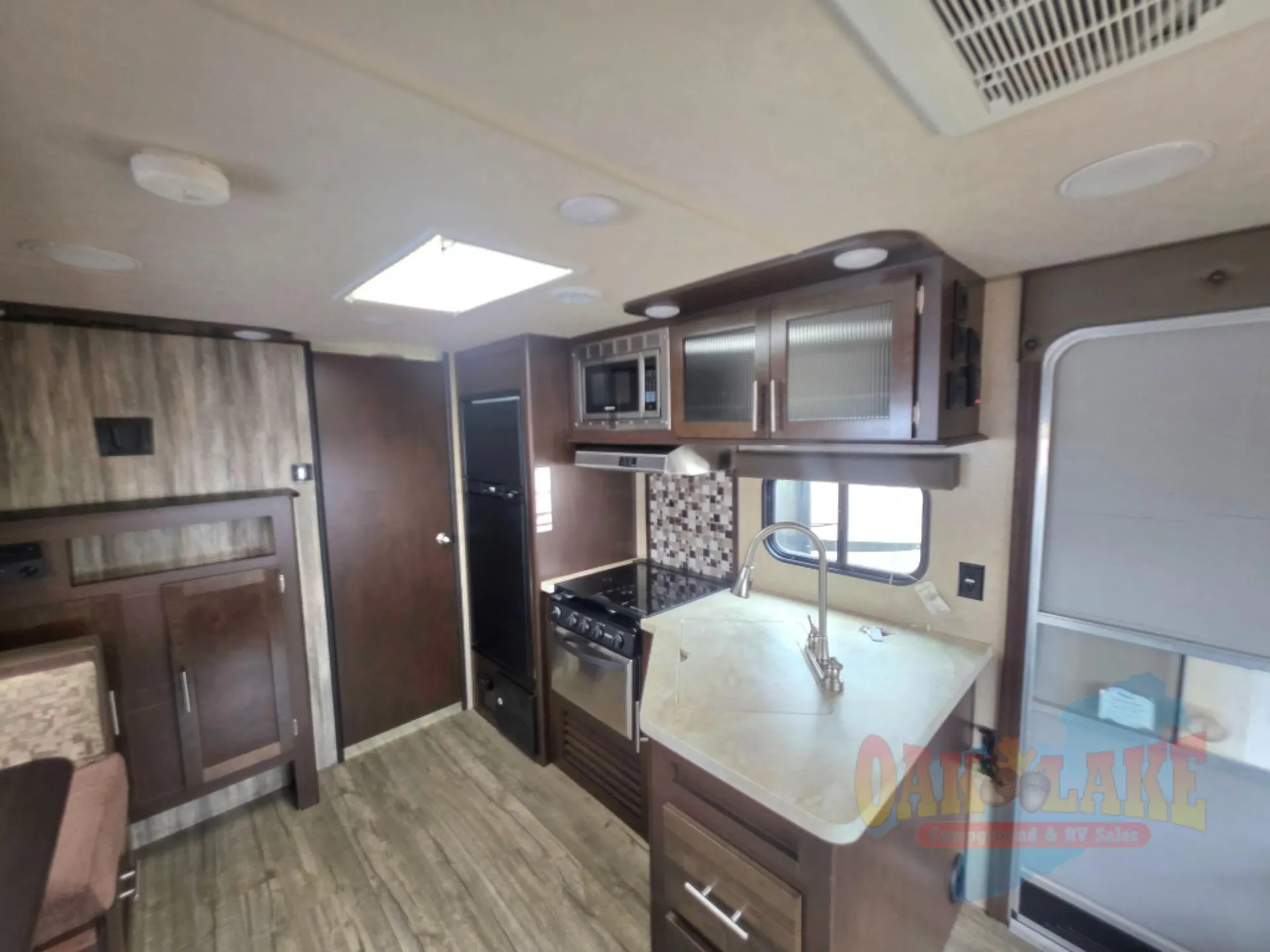2017 Forest River Cherokee Grey Wolf 23MK - Photo 4