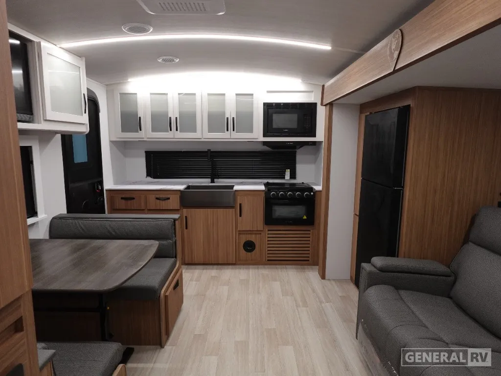 2025 Keystone Passport SL Series 2450RK - Photo 4