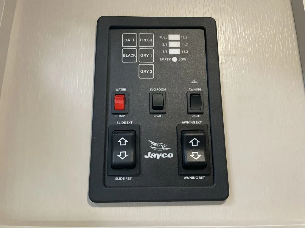 2027 Jayco Jay Feather 29BHB, Photos photo 24