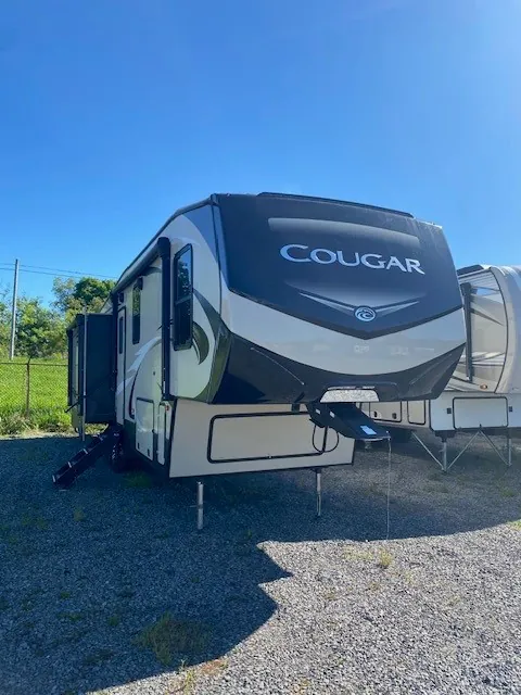 2018 Keystone Cougar 310RLS - Photo 2