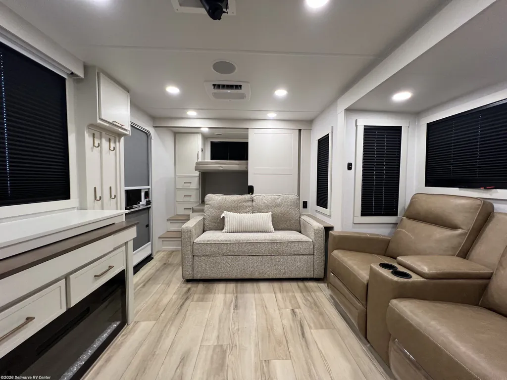 2026 Brinkley Model I 294, Photos photo 12