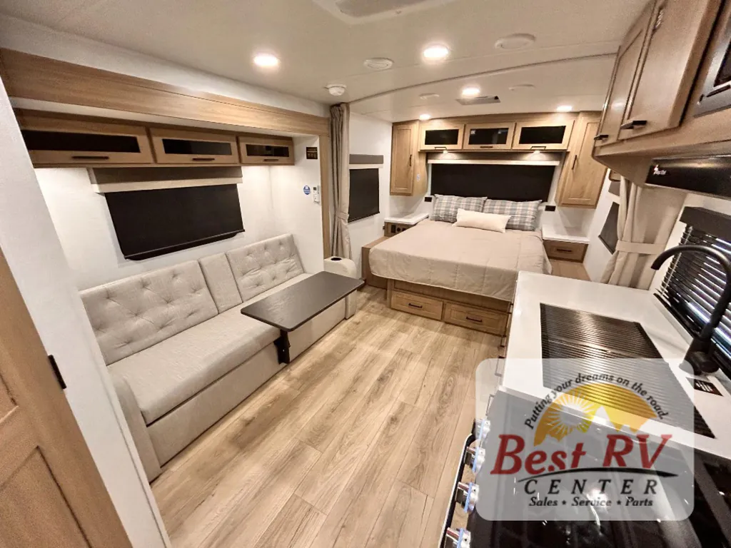 2027 Forest River Rockwood Mini Lite 2109S, Photos photo 17