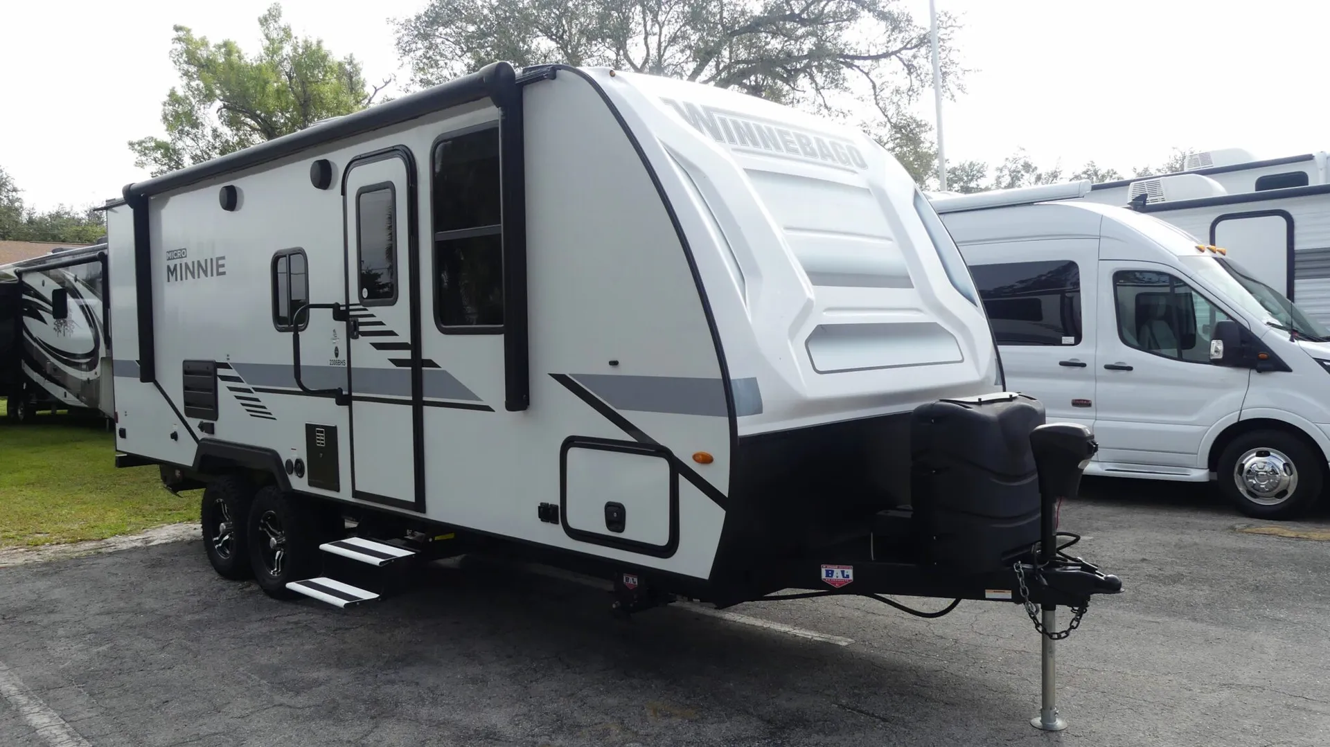 2022 Winnebago Micro Minnie 2306BHS - Photo 2
