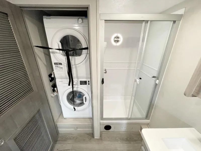 2026 Coachmen Catalina Destination 44CONDO - Photo 4